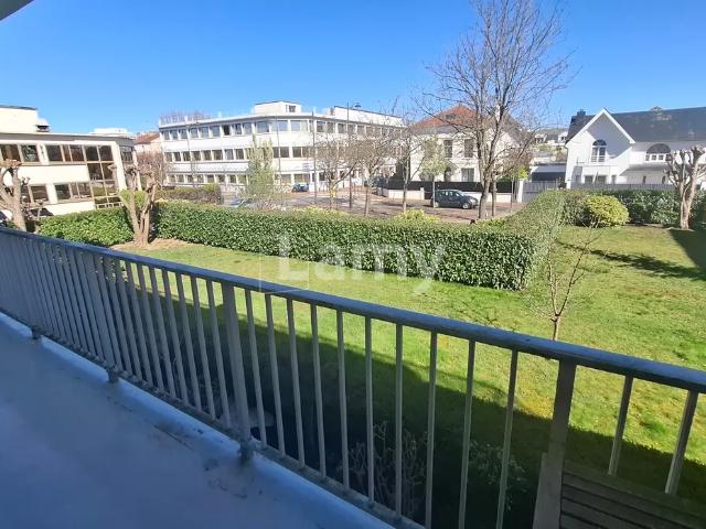 Location Appartement Avenue de la République, Rueil Malmaison