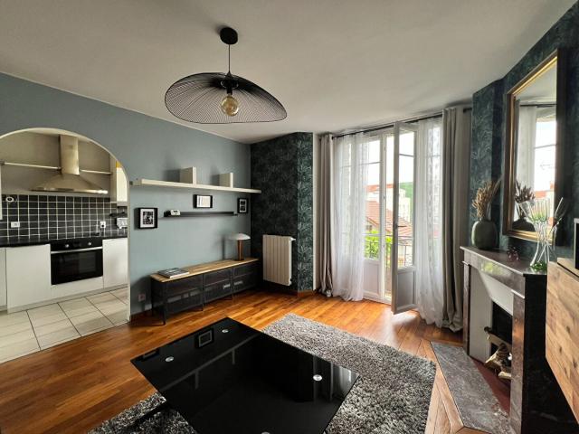 Location Appartement Avenue de la République, Saint Maur des Fossés