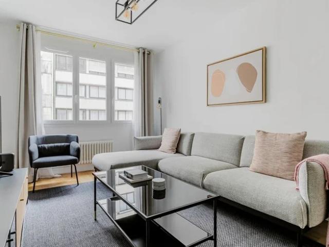 Location Appartement Avenue de l'Abbé Roussel, Paris