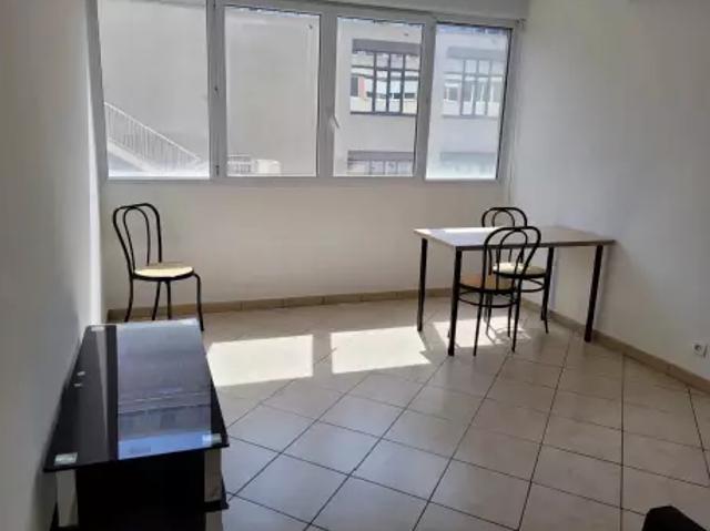 Location Appartement Avenue de l'Europe, Aix en Provence