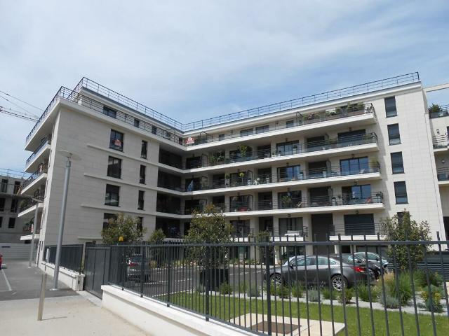 Location Appartement Avenue de l'Hippodrome, Caen