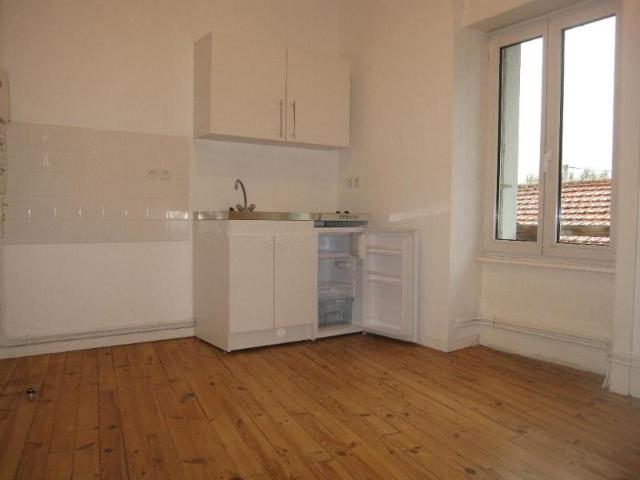 Location Appartement Avenue de Montbrison, Andrézieux Bouthéon