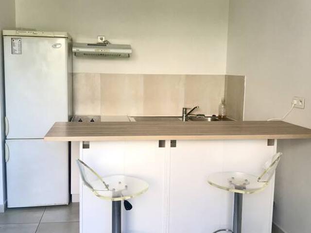 Location Appartement Avenue de Montredon, Marseille