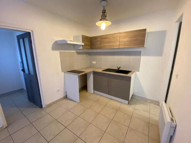 Location Appartement Avenue de Nîmes, Saint Brès