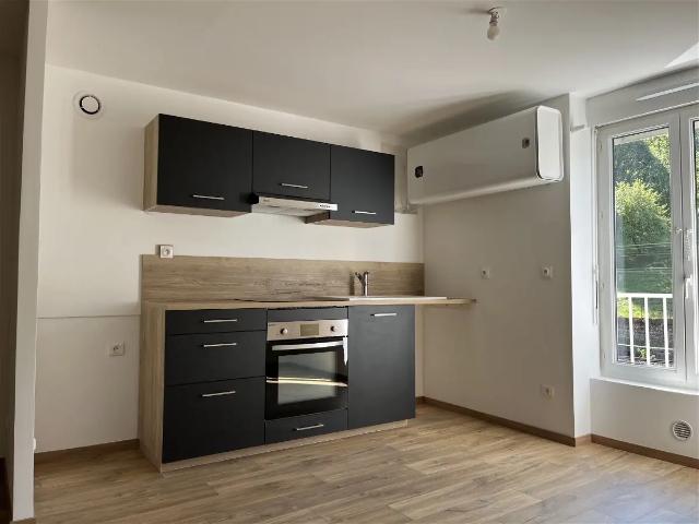 Location Appartement Avenue de Savoie, Saint Rambert en Bugey