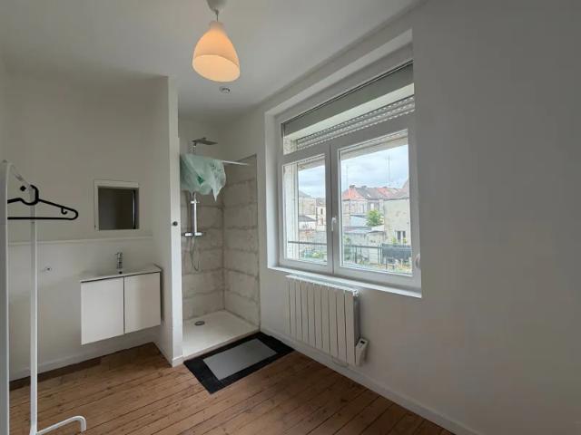 Location Appartement Avenue de Saint Amand, Valenciennes
