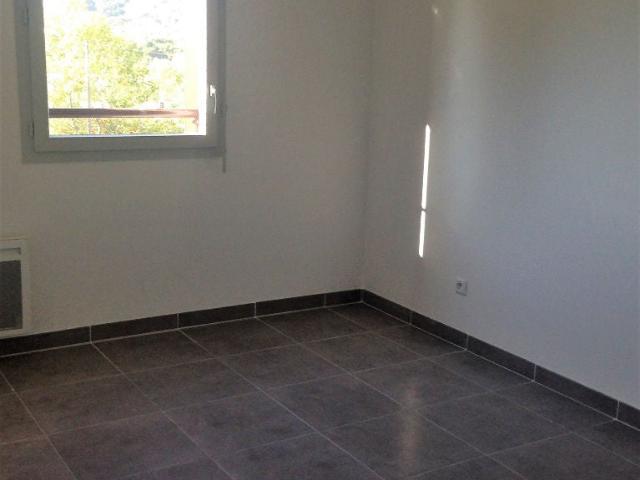 Location Appartement Avenue de Saint Menet, Marseille