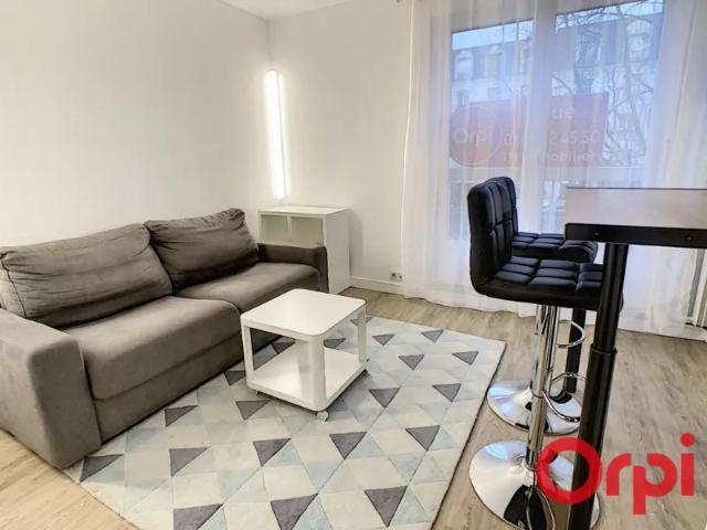 Location Appartement Avenue de Robinson, Le Plessis Robinson