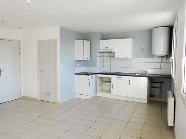 Location Appartement Avenue de Rodez, Naucelle