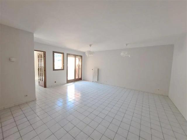 Location Appartement Avenue de Rivalta di Torino, Vif