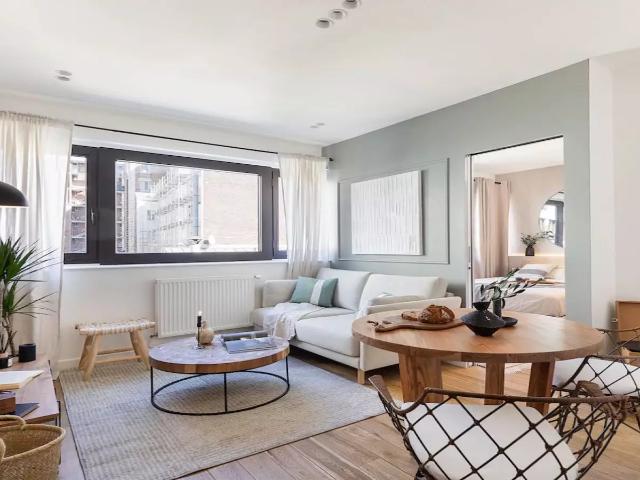 Location Appartement Avenue de Versailles, Paris