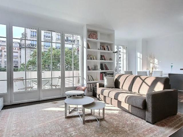 Location Appartement Avenue de Versailles, Paris