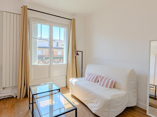 Location Appartement Avenue de Versailles, Paris