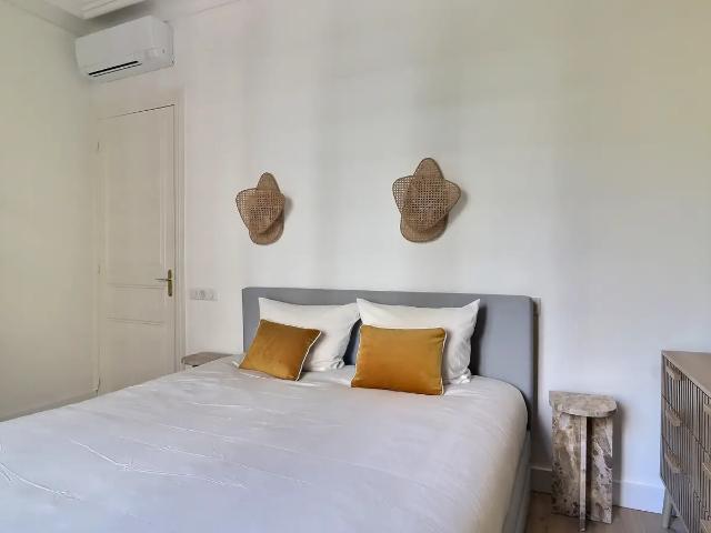 Location Appartement Avenue de Versailles, Paris
