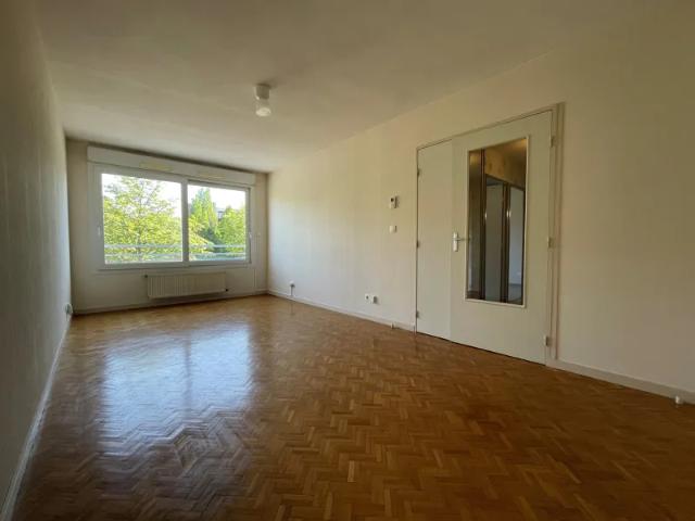 Location Appartement Avenue des Marronniers, Fontaines sur Saône