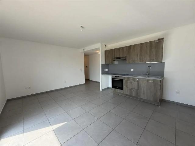 Location Appartement Avenue des Martyrs, Grenoble