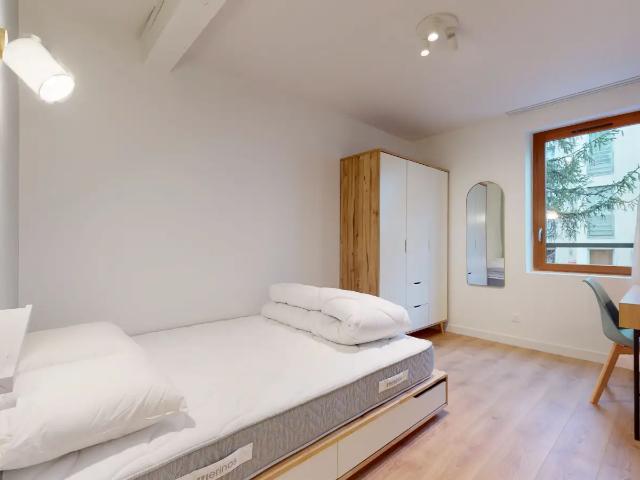 Location Appartement Avenue des Acacias, Lyon