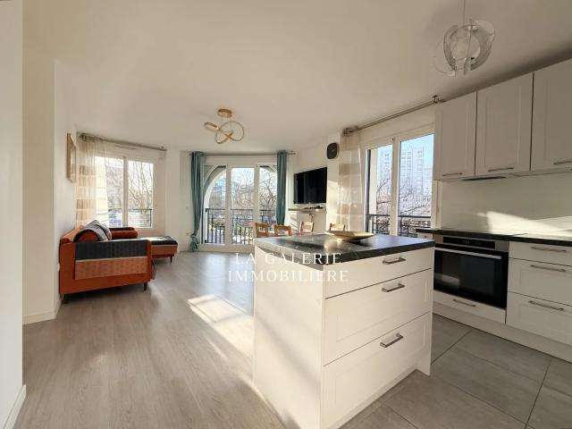 Location Appartement Avenue Des Bergères, Puteaux