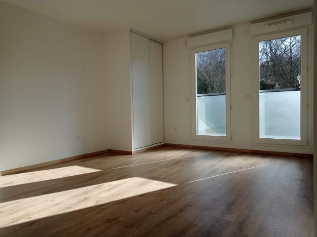 Location Appartement Avenue des Chênes, Orsay