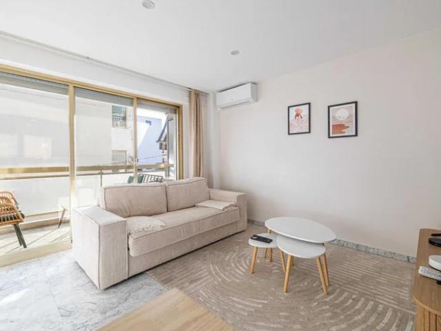 Location Appartement Avenue des Hespérides Polongée, Cannes