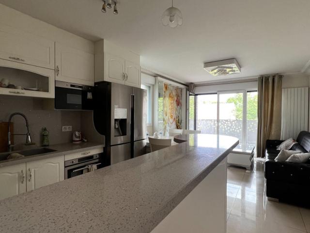 Location Appartement Avenue des Petits Ponts, Pantin