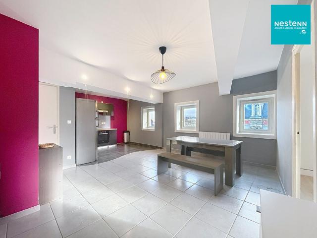 Location Appartement Avenue des Sources, Montrond les Bains