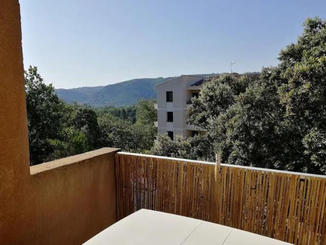 Location Appartement Avenue des Thermes, Gréoux les Bains