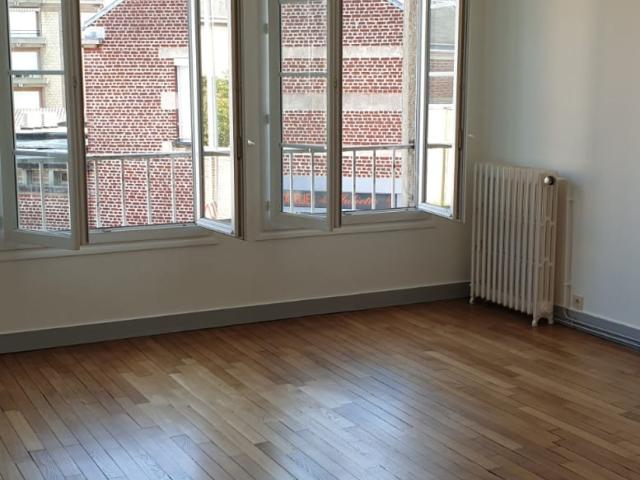 Location Appartement Avenue des Volontaires du Bataillon FFI, Abbeville