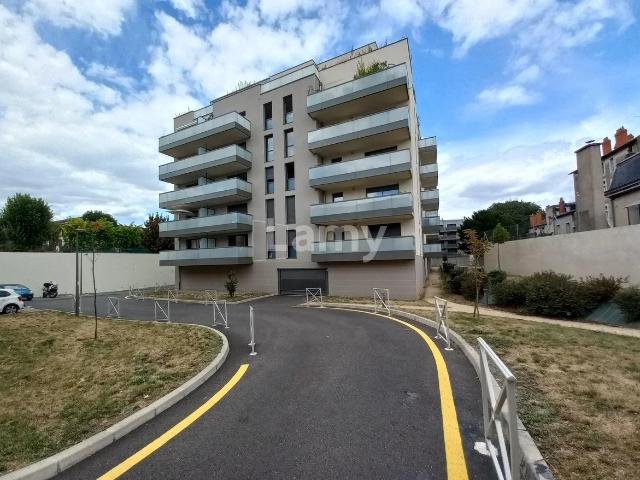 Location Appartement Avenue d'Italie, Clermont Ferrand