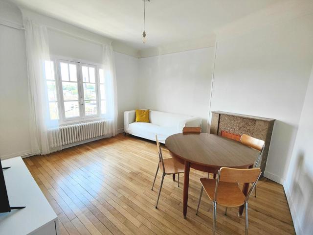Location Appartement Avenue du 13e Dragons, Melun