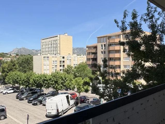 Location Appartement Avenue du 19 Mars 1962, Aubagne