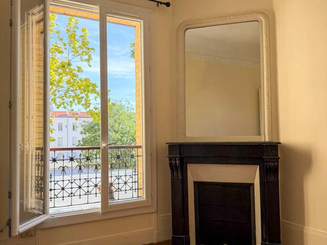 Location Appartement Avenue du Colonel Henri Rol Tanguy, Paris