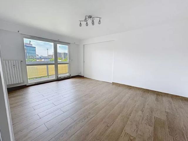 Location Appartement Avenue du Chemin de Mesly, Créteil