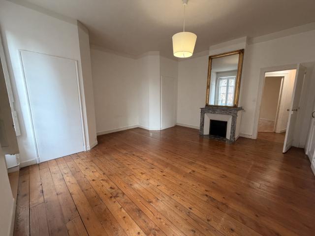 Location Appartement Avenue du Cimetière, Toulouse