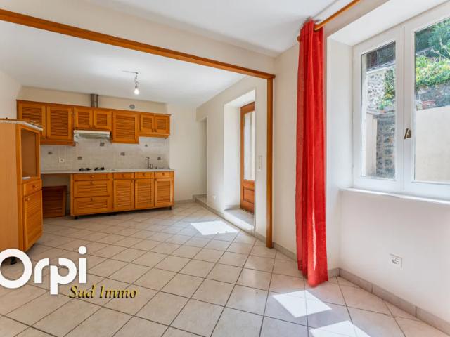 Location Appartement Avenue du Bois Laville, Lyas