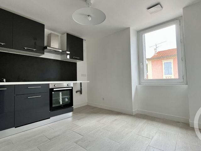 Location Appartement Avenue du Général de Gaulle, Alès