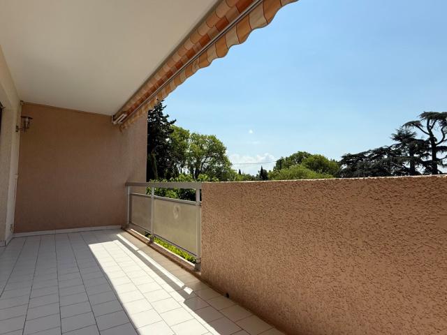 Location Appartement Avenue du Général Kœnig, Aix en Provence