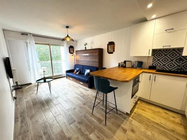Location Appartement Avenue du Général Leclerc, Paris