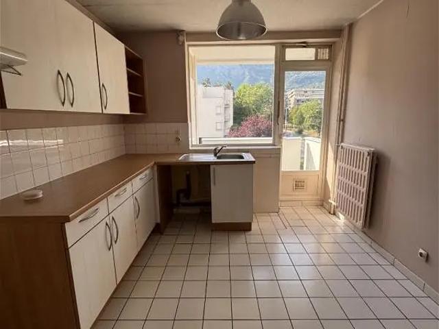 Location Appartement Avenue du Grésivaudan, Meylan