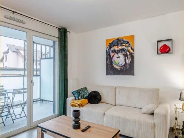 Location Appartement Avenue du Docteur Jacques Arnaud, Cluses