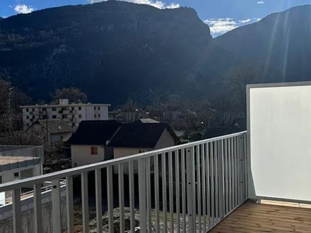 Location Appartement Avenue du Docteur Jacques Arnaud, Cluses