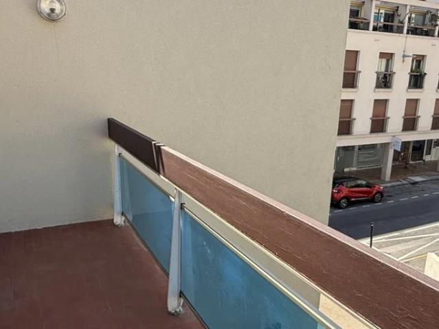 Location Appartement Avenue du Docteur Jean Jacques Perron, Hyères