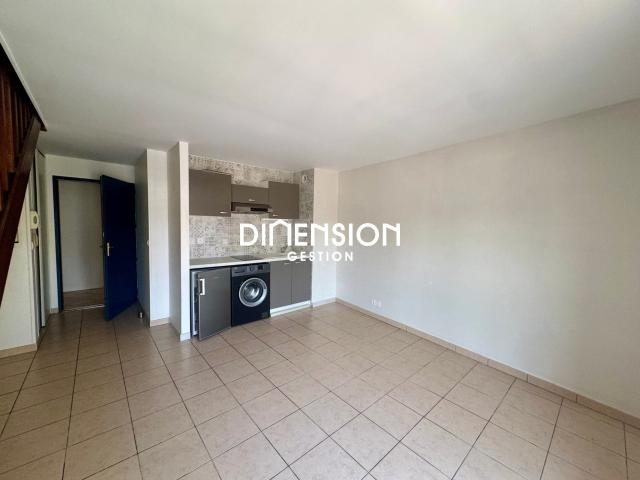 Location Appartement Avenue du Docteur Nancel Pénard, Pessac