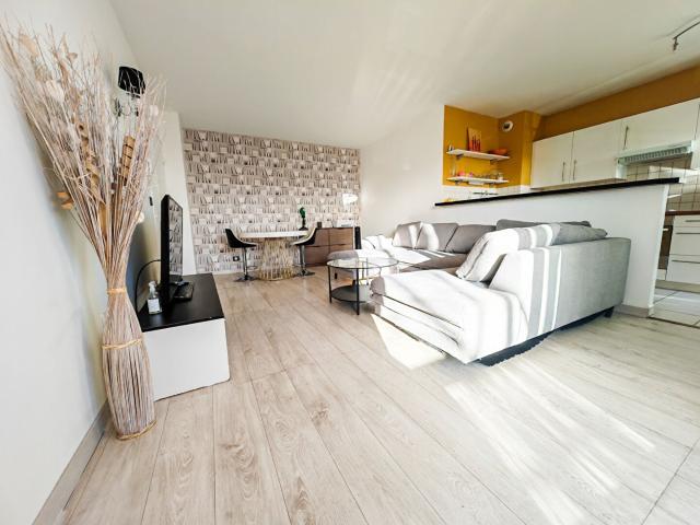 Location Appartement Avenue du Hazay, Cergy