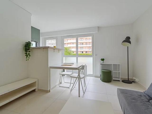 Location Appartement Avenue du Maréchal Foch, Colombes