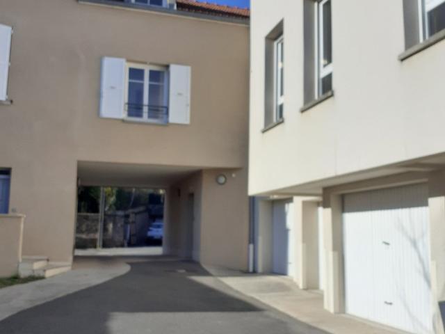 Location Appartement Avenue du Maréchal Foch, Orsay