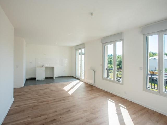 Location Appartement Avenue du Maréchal Leclerc de Hauteclocque, Hardricourt