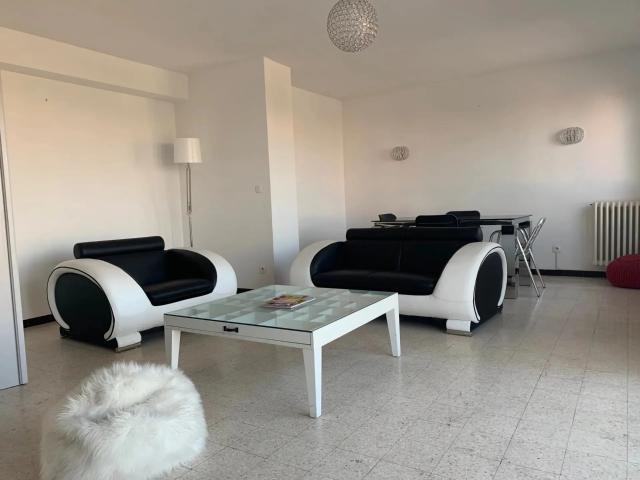 Location Appartement Avenue du Maréchal Leclerc, Perpignan