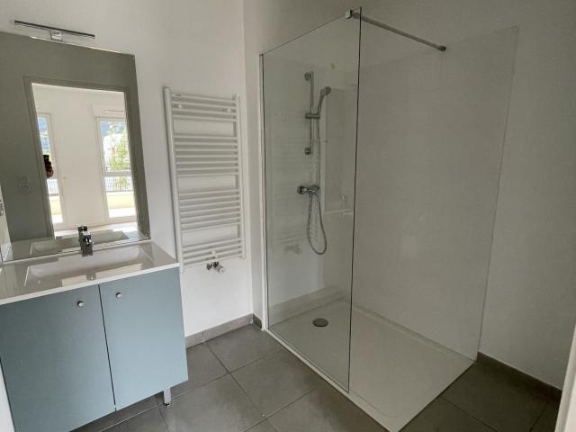 Location Appartement Avenue du Périgord, Yvrac