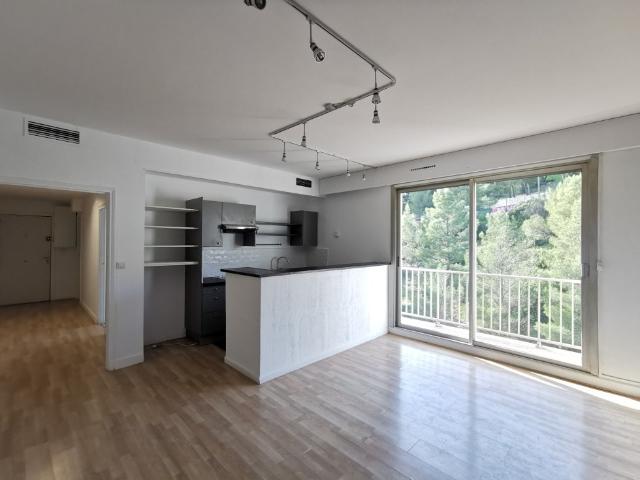 Location Appartement Avenue du Prado, Marseille